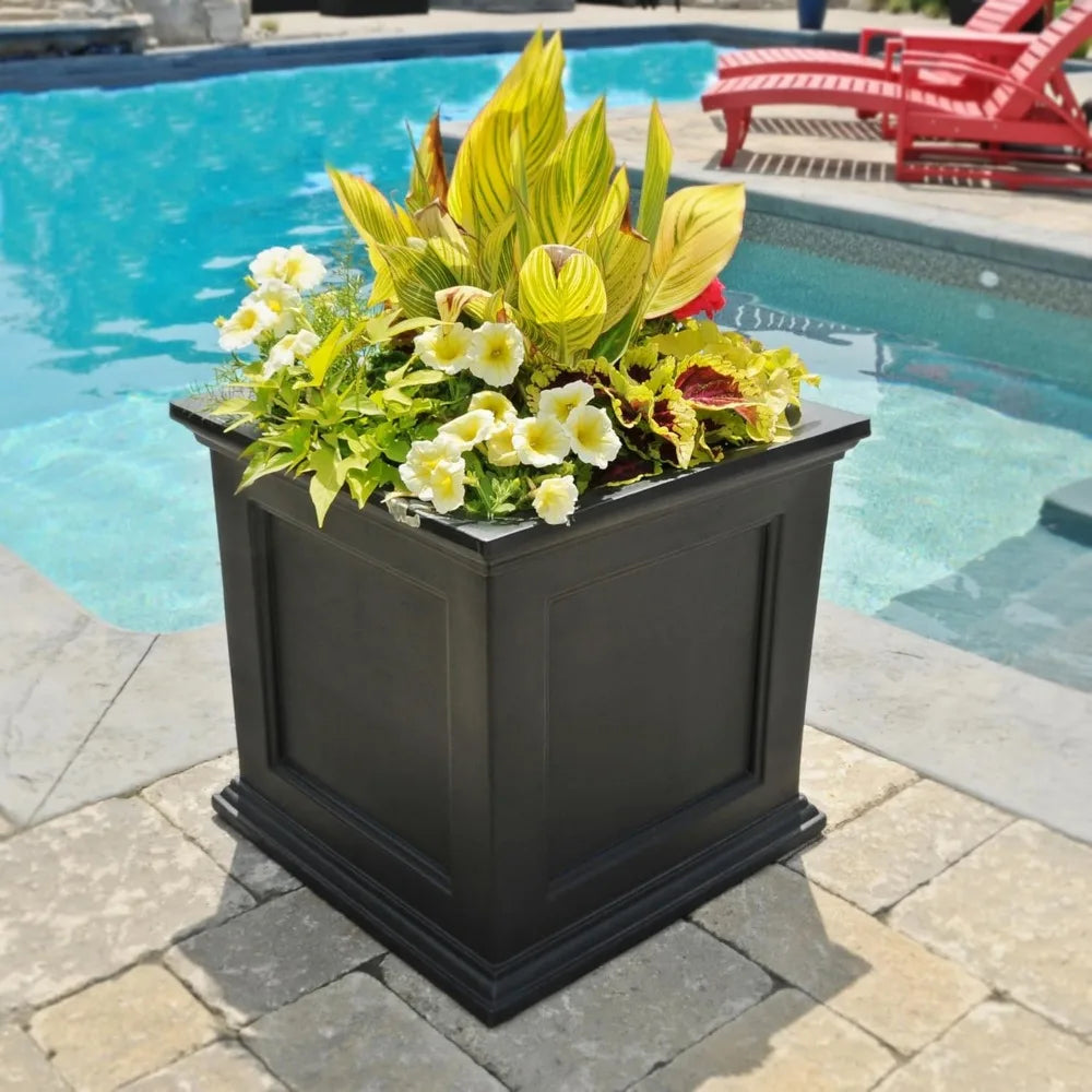 20-Inch Indoor/ Outdoor Planter, 2 Colors