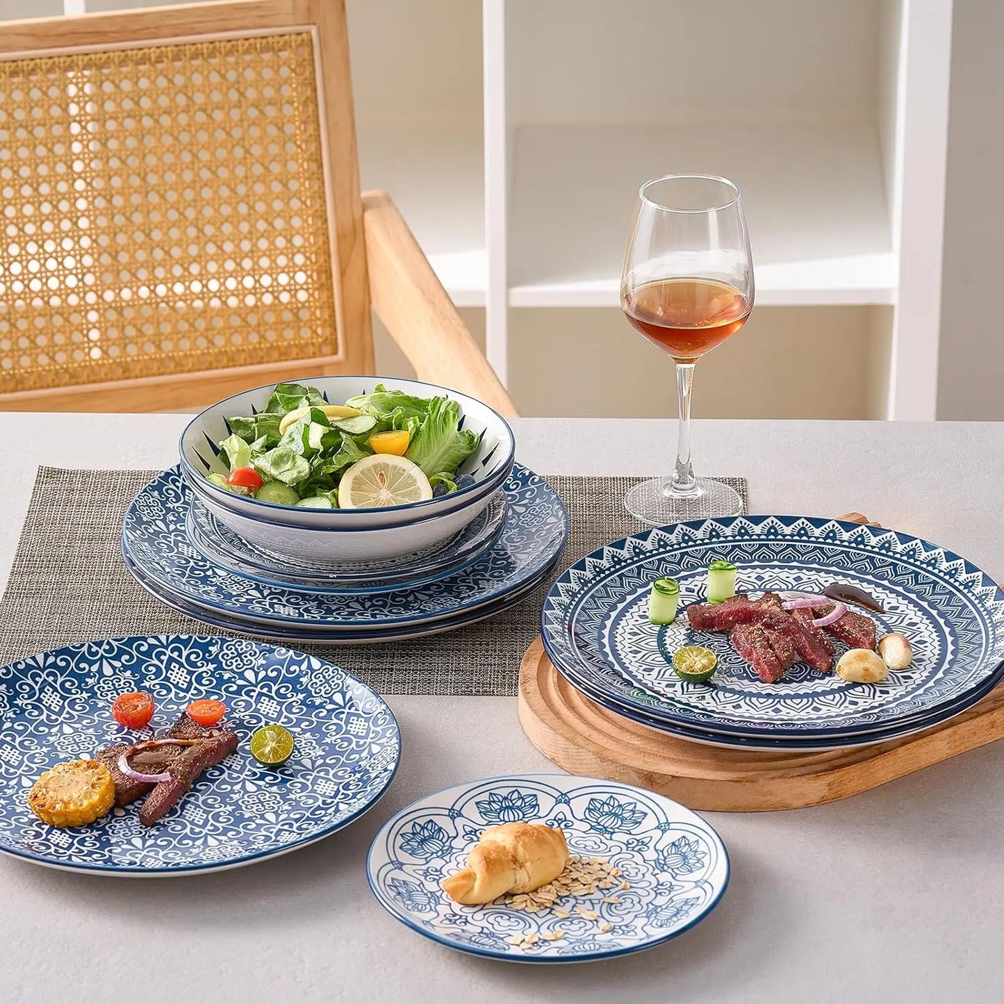 Ceramic Dinnerware Set, 12 Pieces (4 Dinner Plates, 4 Salad/Dessert Plates, 4 Cereal Bowls), Vintage Blue